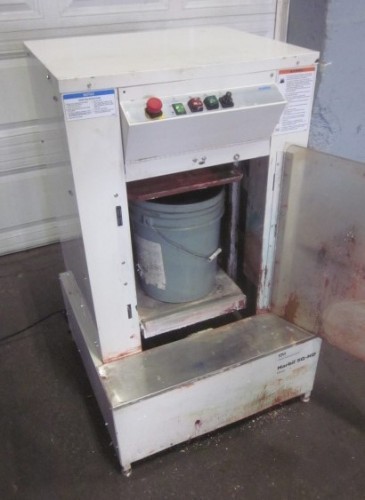 Used Harbil 5 Gallon Paint Shaker